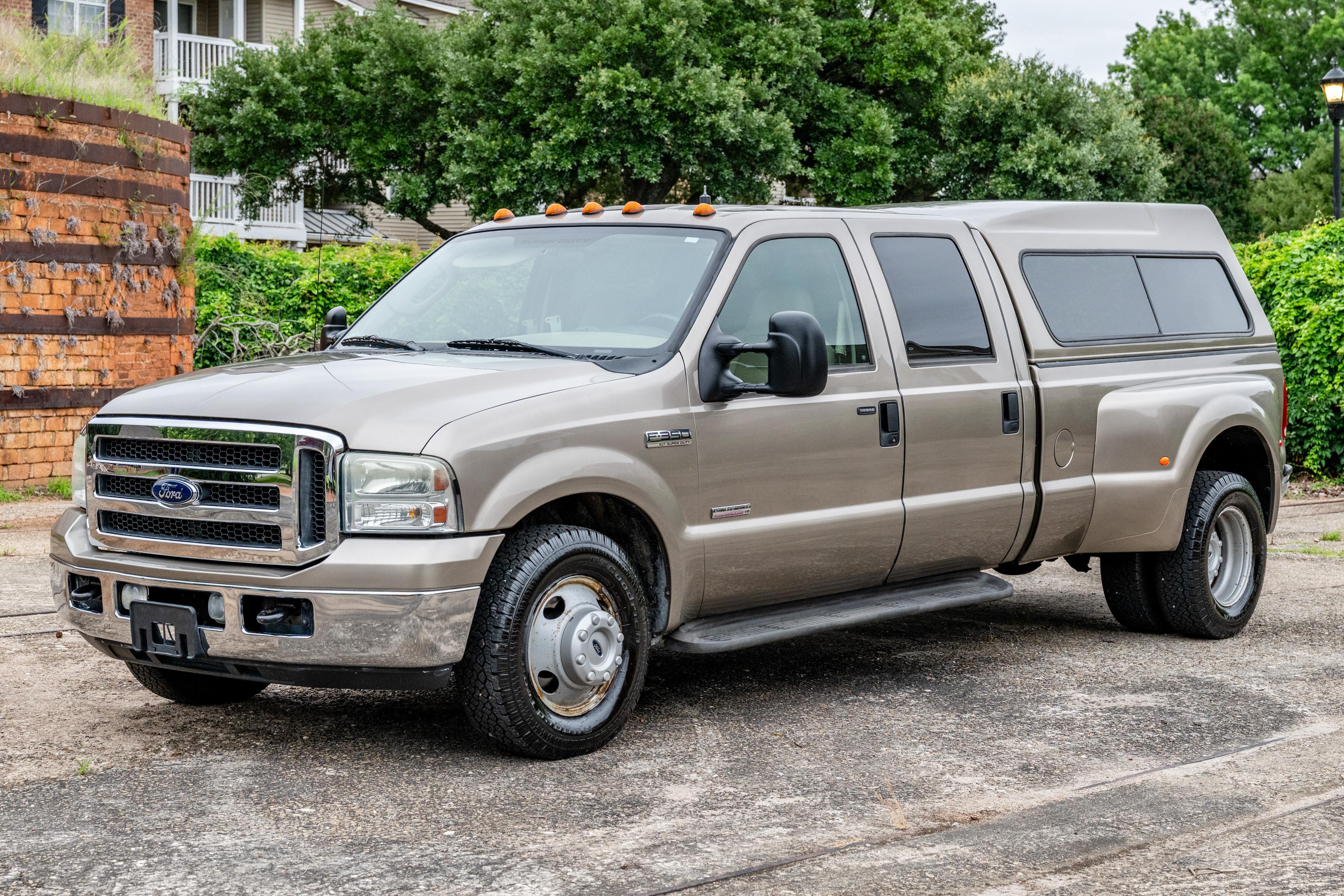 2005 Ford F-350 Super Duty XLT