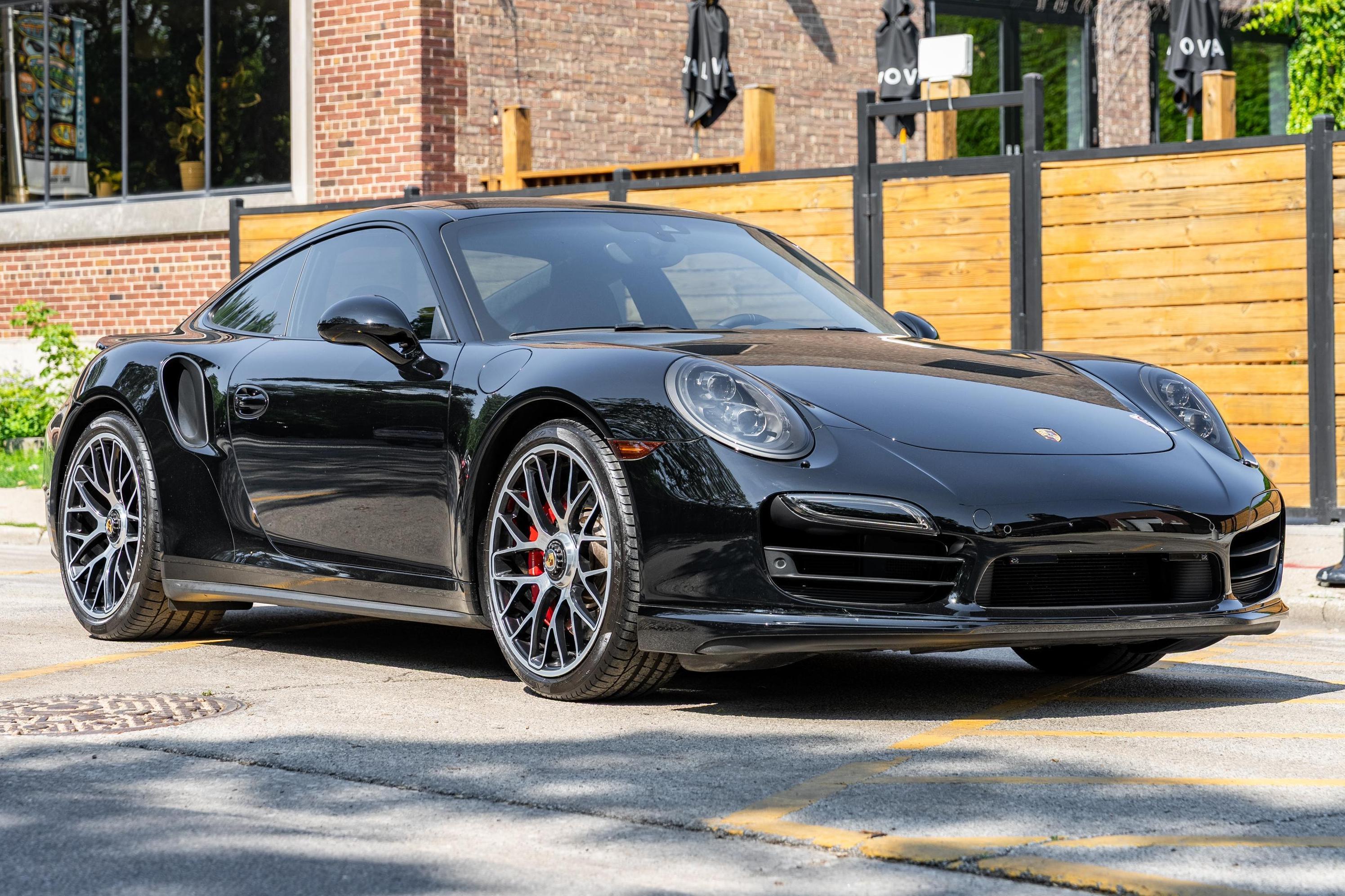 2016 Porsche 911 Turbo Coupe