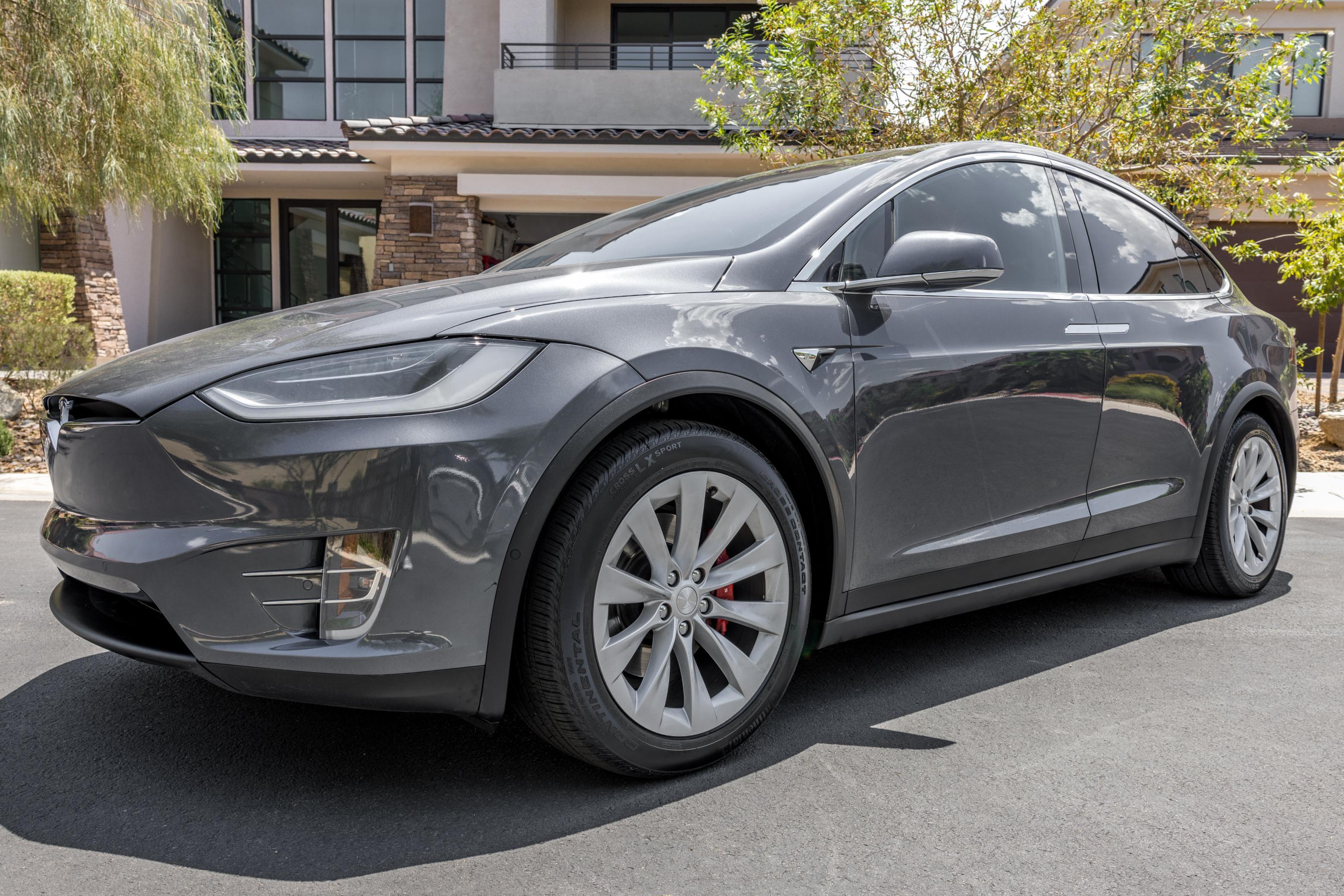 2020 Tesla Model X Performance