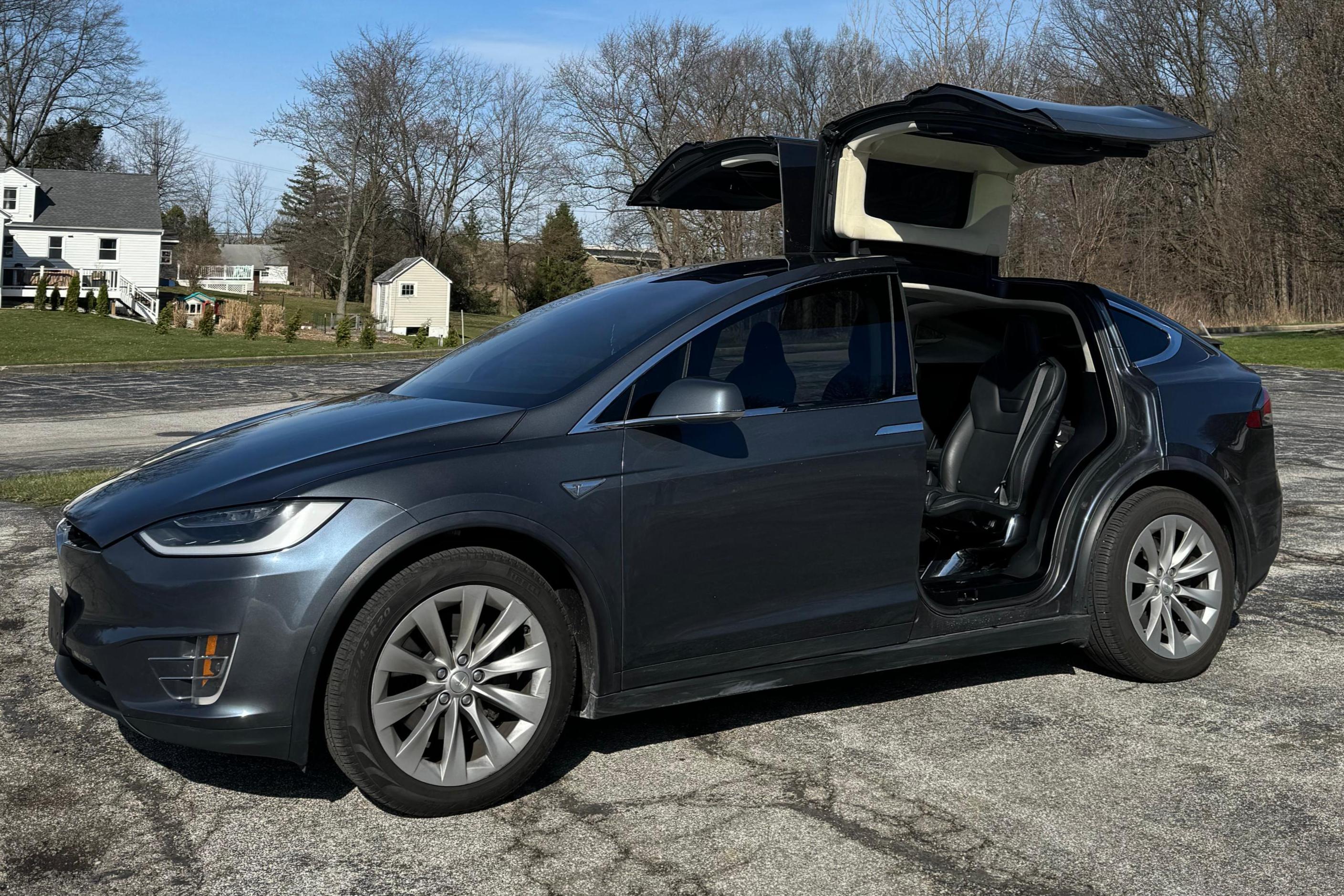 2016 Tesla Model X 90D