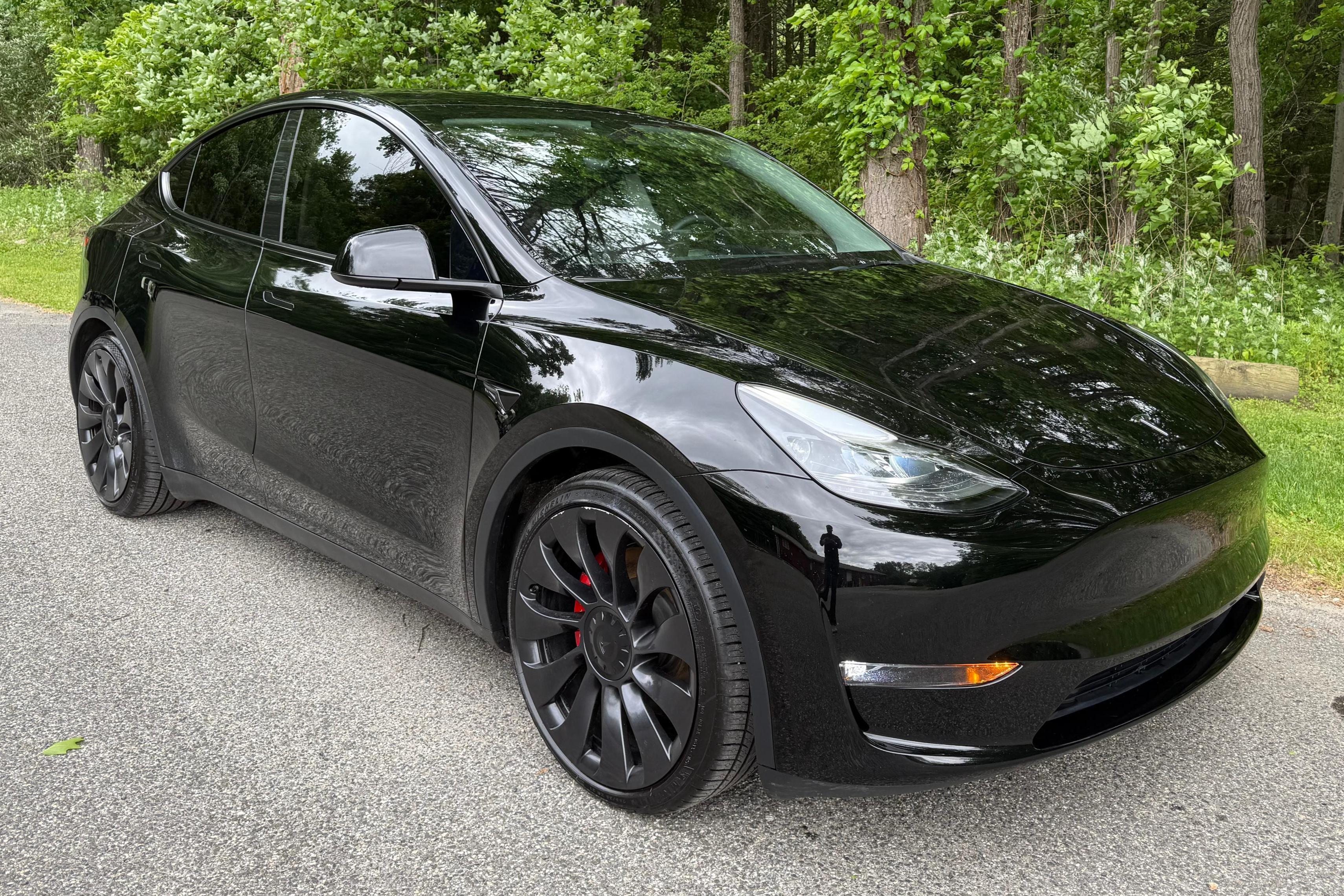 2023 Tesla Model Y Performance